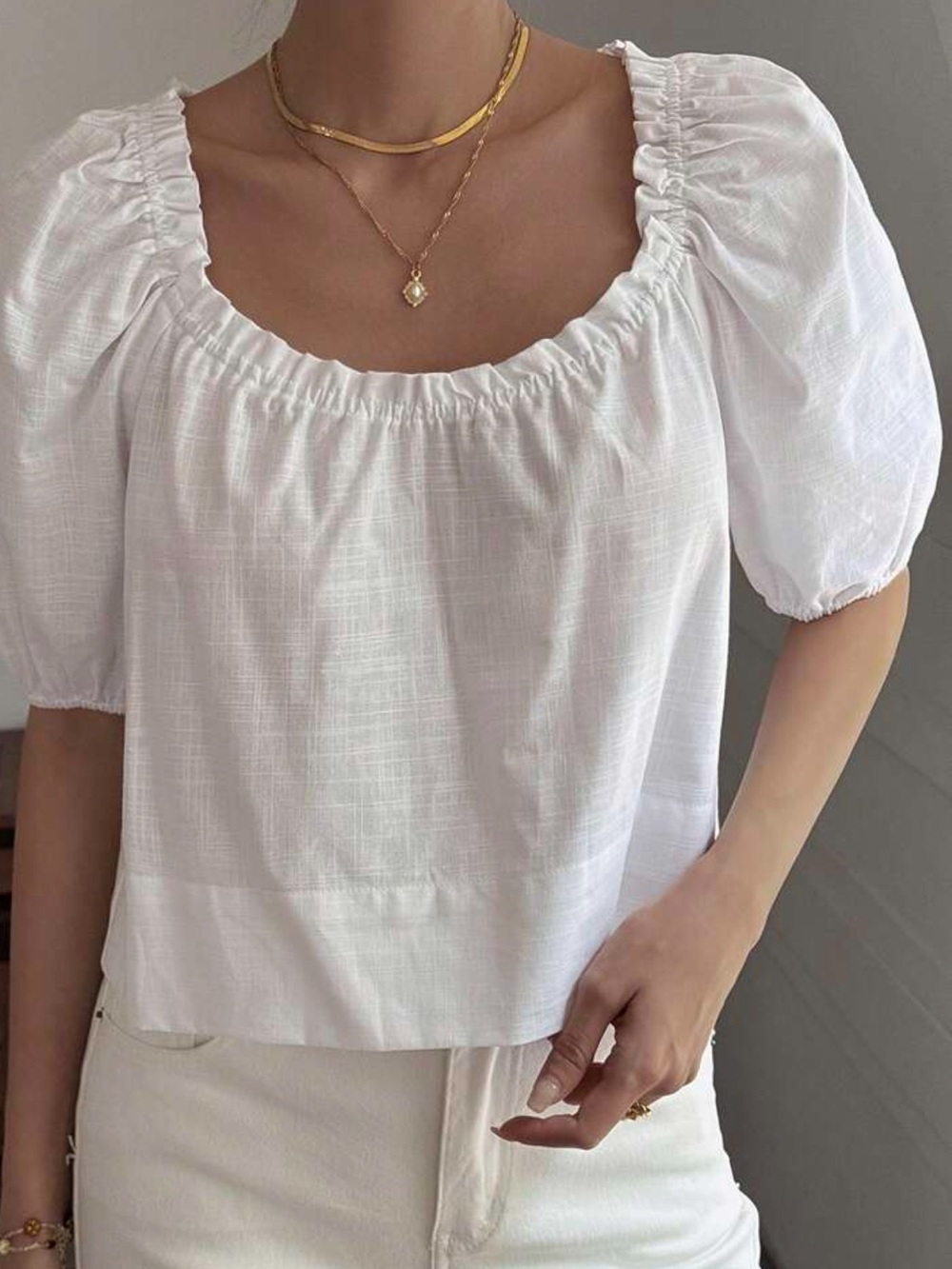 100% Cotton White Puff Sleeve Top